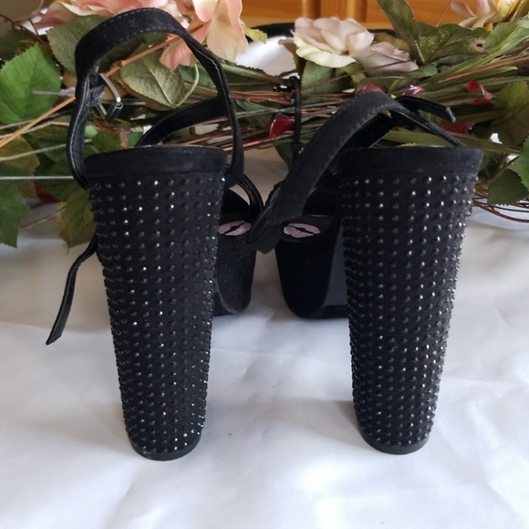 COPY - Womens Juicy Couture Heels - Picture 3 of 8